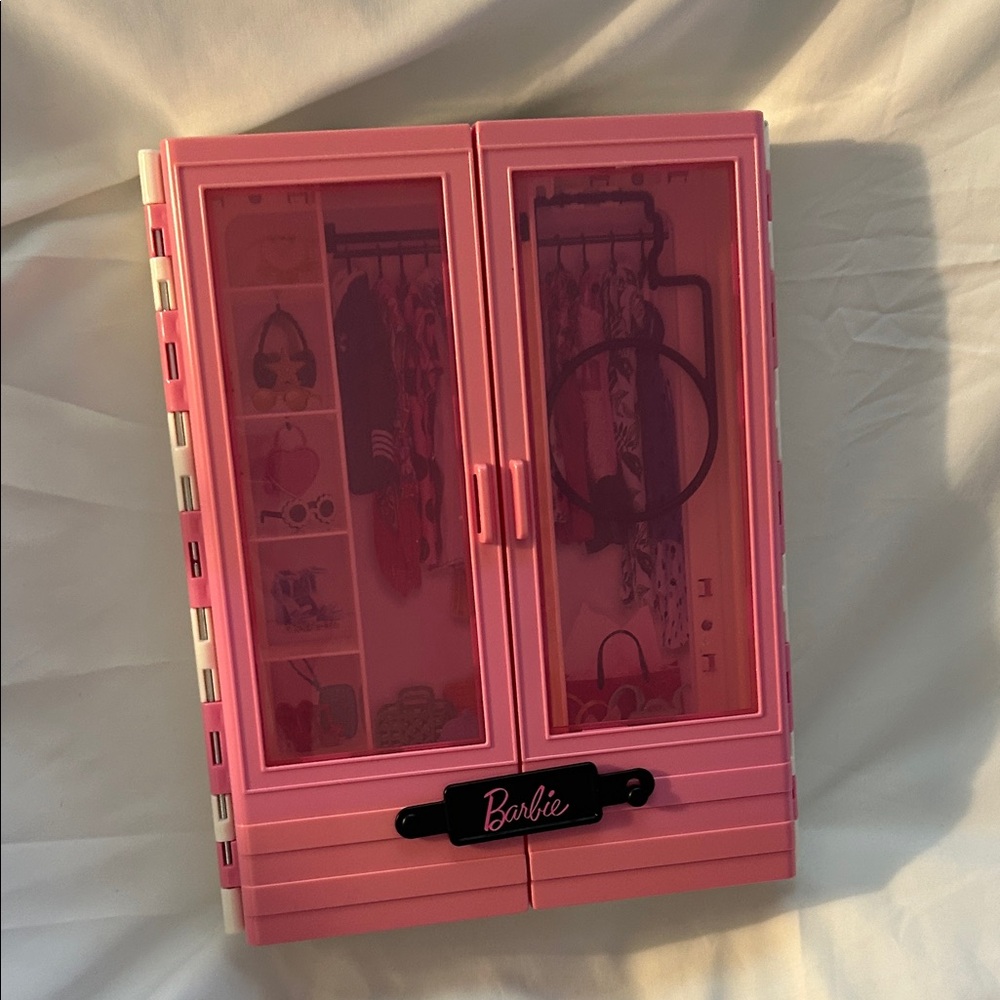 Mattel’s Pink translucent doubledoor  folding closet,front latch,carry handle